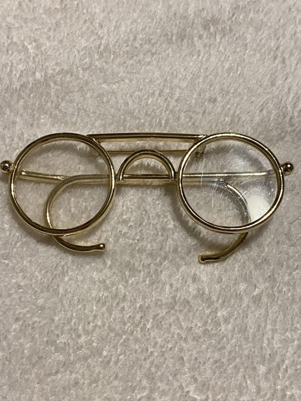 Vintage Gold Round Vintage-Style Reading Glasses brooch